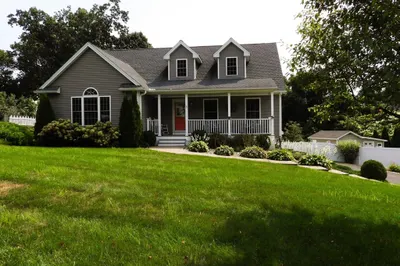 8 Daisy Ln 1