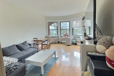 1386 Beacon #9