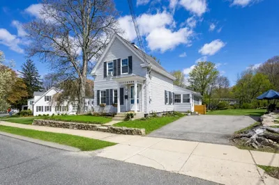 33 Pleasant St