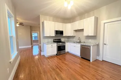 7 Harrison Street #1 1