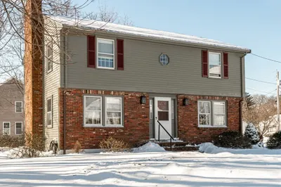 16 Jewett Rd