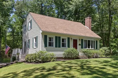 410 Foster St 1