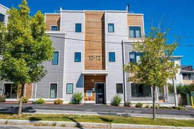 10-12 Taft Hill Park #5B