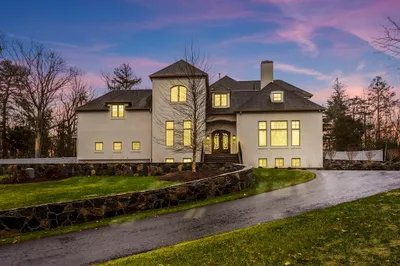 7 Schoolmaster Ln 1