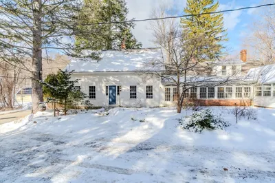 111 Amherst Rd 1