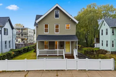 31 Chipman Street