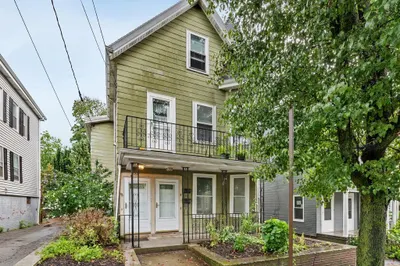 57 Lowell St