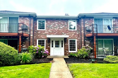 96 Fountain Ln #4