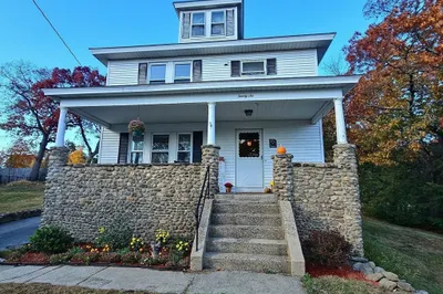 26 Norval Ave 1