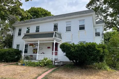 12 Bradford Avenue #12 1