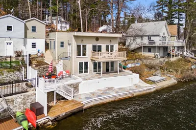 31 Cobbetts Pond Rd