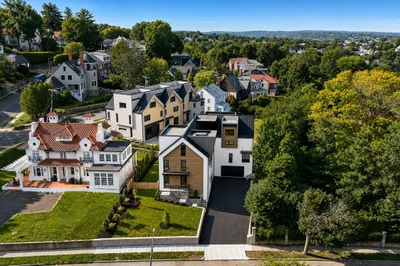 63-65 Commonwealth Avenue #65 1