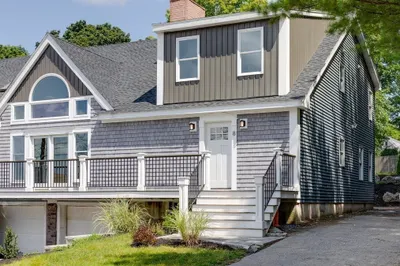 8 Westminster Ave #8