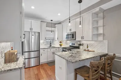 10 S Mason St #3