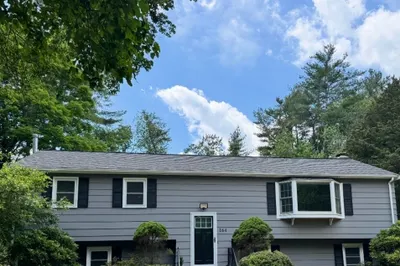 164 Hall St 1