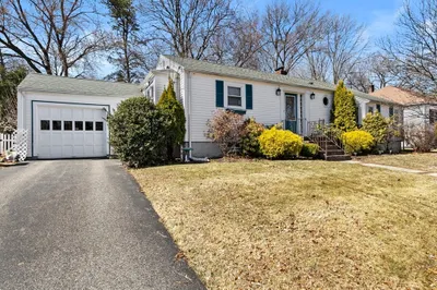 12 Girard Rd