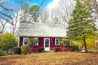 11 Webquish Ln