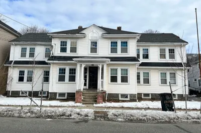 92 Centre St #2