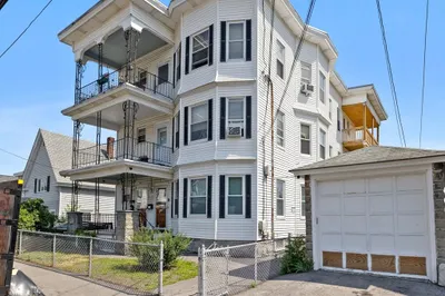 31 Woodland St 1