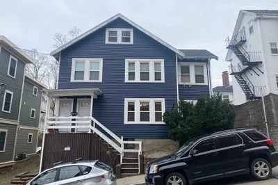 28 Sunset St #28