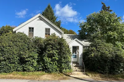 11 Pine Street