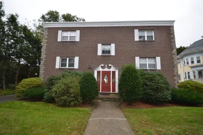 594 Franklin St #6