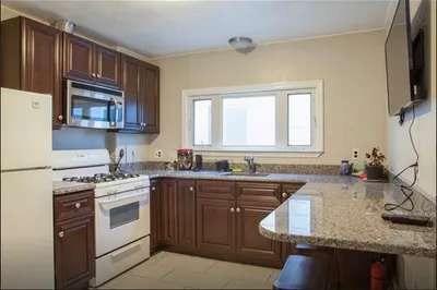 17 Hunting St #17-2