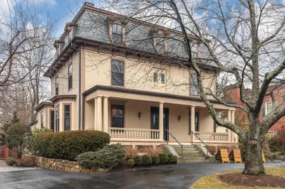 89 Waltham St #89 1