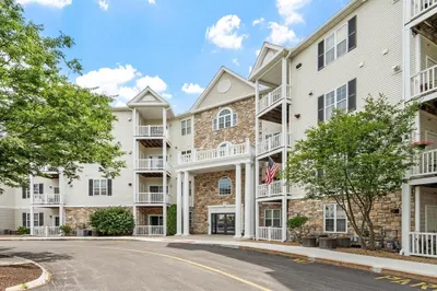 21 Hampshire Road #408 1