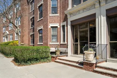 83 Pleasant St #3