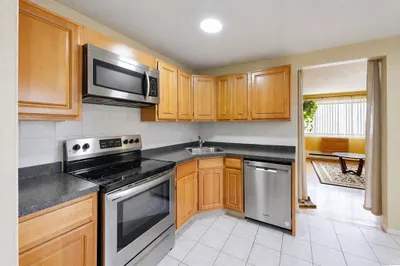 138 Ballou Ave #3A 1