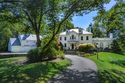 32 Sears Road 1
