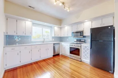 88 Faywood Ave #4 1