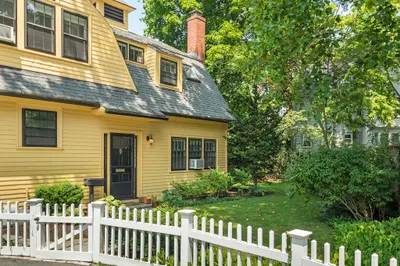 117 BrAttle Street #A