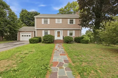 106 Edge Hill Rd 1