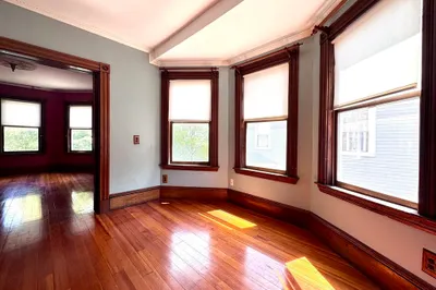 104 Hancock St #- 1