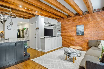 121 Fulton St #3 1
