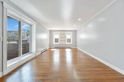 476 Shawmut Ave #5 1