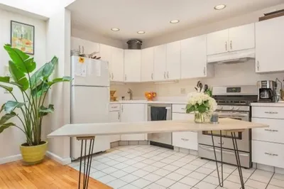 302 Columbus Ave. #5 1