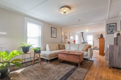 91r Holman St 1
