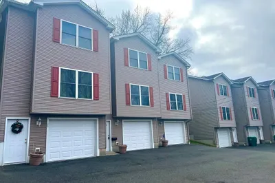 83 Buckley Blvd #83 1