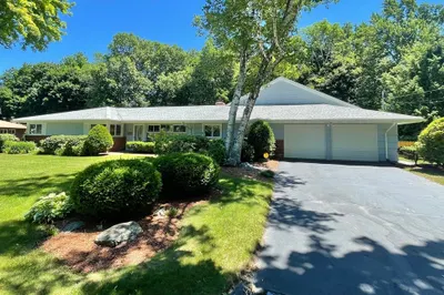4 Birchwood Road 1
