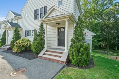 37 Wren Terrace #9 1
