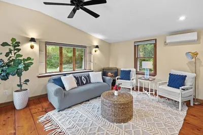 23 Edgar Rd