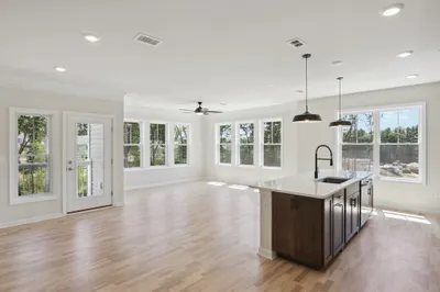 2 Winslow Lane #401 1