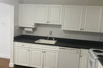 326 Broadway Avenue #11