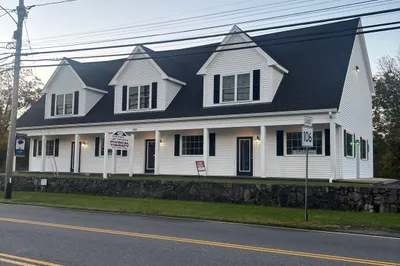 102 W Center St 1