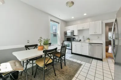 34-36 Boston St #3 1