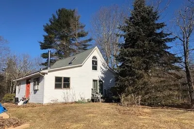 31 Paddock Rd