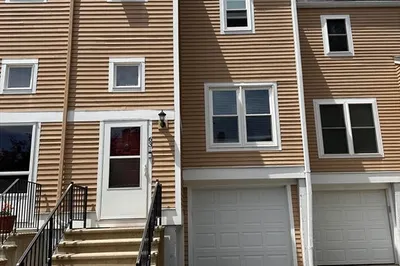 63 Camelot Dr #63